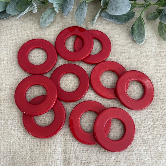 Other - Set of 10 red ceramic napkin rings